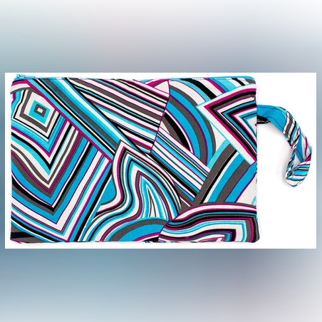 ארנק או תיק קטן לנשיאה על היד בעבודת יד-Disco