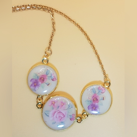 אפוקסי בשילוב ורדים 3 חוליות עם שרשרת מוזהבת