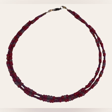 שרשרת חרוזים בגווני אדום