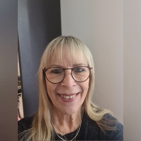 רויטל מכפר סבא יוצרת תכשיטים