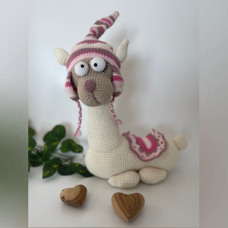 בובת אמא אלפקה סרוגה בעבודת יד