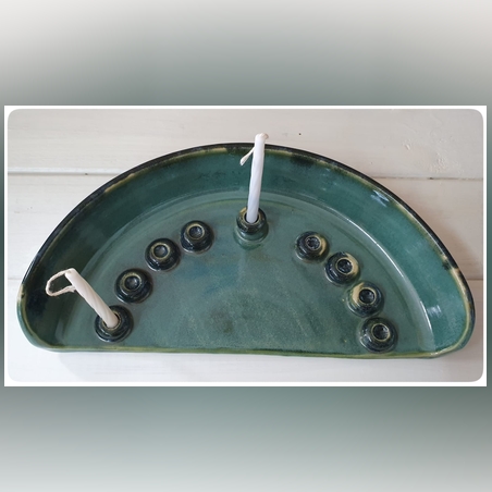 חנוכייה עבודת יד מקרמיקה צבע ירוק טורקיז