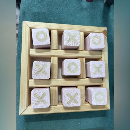 קוביות משחק איקס עיגול בעבודת יד- צבע ורוד