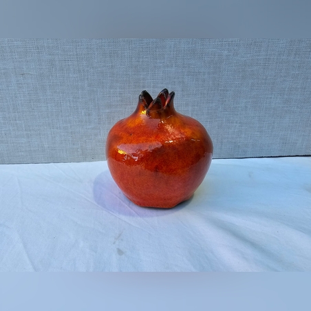 רימון אדום מקרמיקה עבודת יד