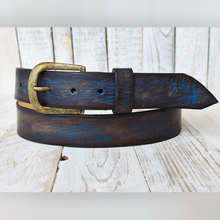 חגורת עור בגוון כחול וחום בעבודת יד