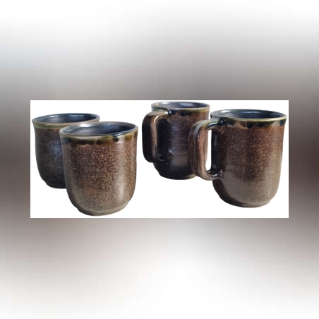4 ספלים קטנים מקרמיקה