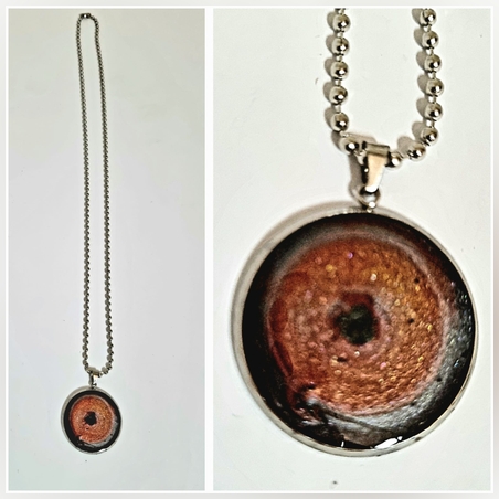 תליון אפוקסי על מתכת