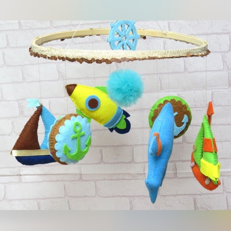 מובייל תעופה עם טילים, סירות ומטוסים בעבודת יד