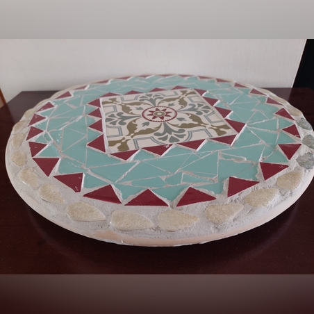 תחתית מסתובבת lazy suzy מפסיפס בצבע ירקרק