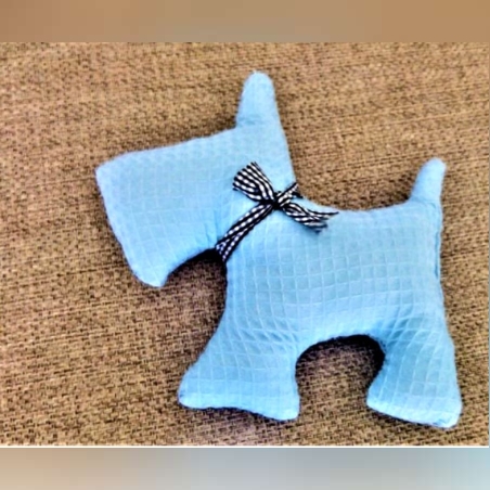 בובת כלב מעוצבת לתינוק ולפעוט בעבודת יד