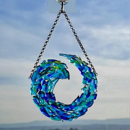 גל זכוכית בעבודת יד