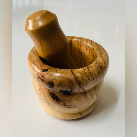 מכתש ועלי חרוטים מעץ בעבודת יד