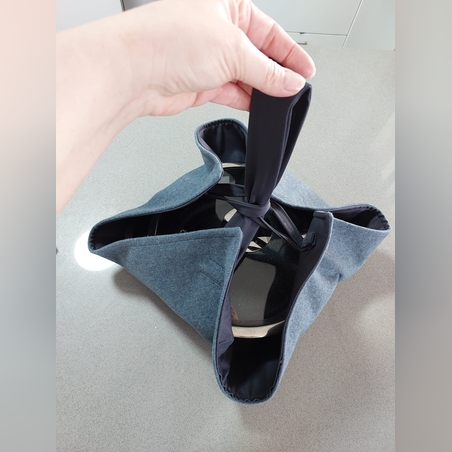 תיק נשיאה לסירים תפור בעבודת יד