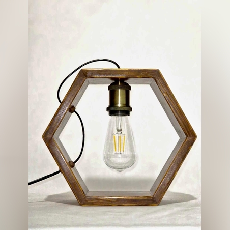 מנורת עץ בסגנון וינטג' בעבודת יד