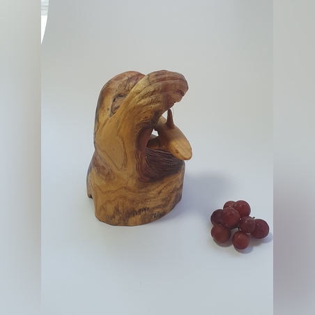 כריש על הגל ©תלוי ללא מגע¨­ מגולף מעץ בעבודת יד