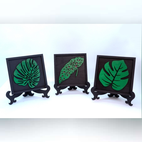 שלישיית עלים ממוסגרים מעץ - ריבוע