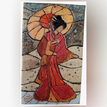 תמונת תבליט אשה יפנית