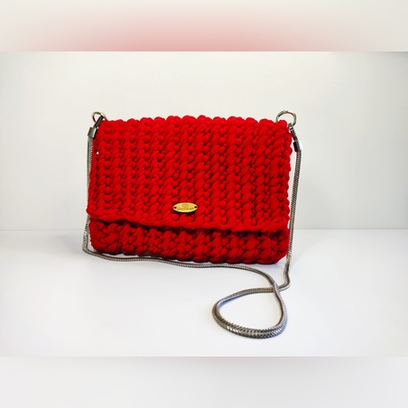 תיק יד סרוג בינוני אדום