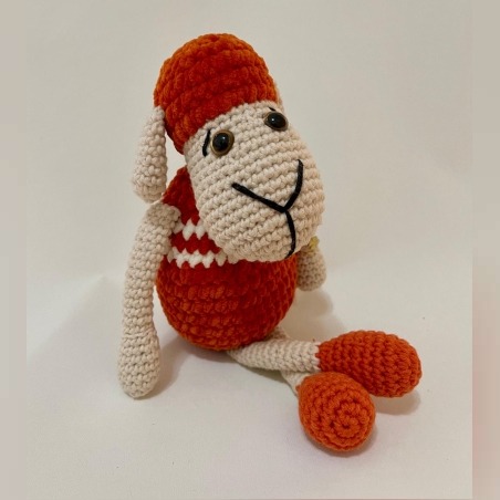 הכבשה מולי- כבשה סרוגה בעבודת יד