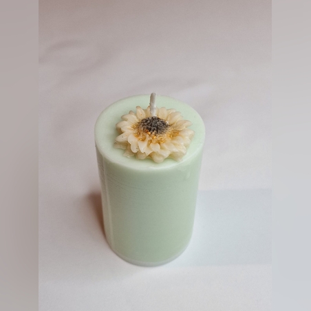 נר מעוצב וריחני 