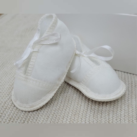 נעליים לתינוק ניובורן