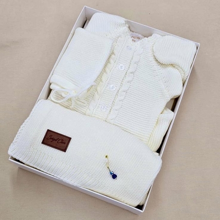 מארז סט סרוג  NB - שמנת בננה