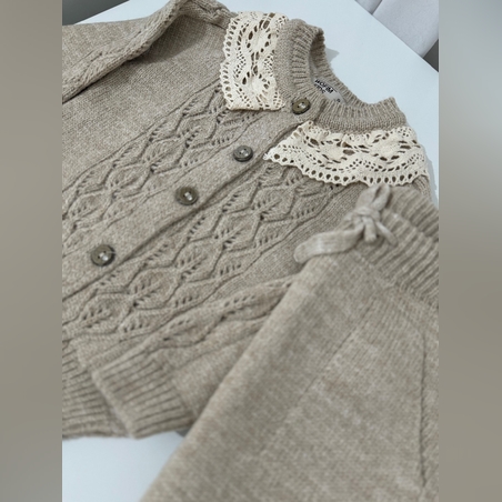 חליפת סריג חורפית תחרה - מוקה