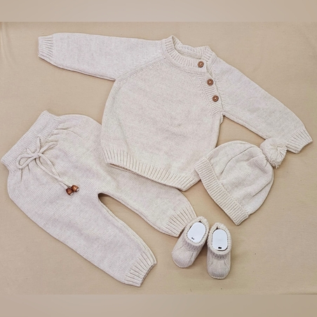 מארז סט סרוג כפתורים 3-6 חודשים