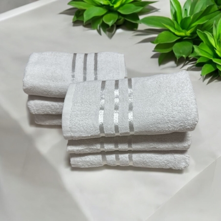 מגבת גוף 450 גרם למטר עם פסים