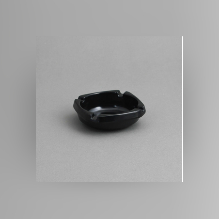 מאפרה מרובעת 9.5 מלמין שחור