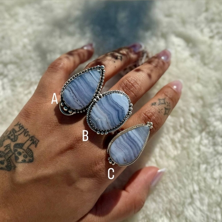 טבעת אגת תחרה כחולה