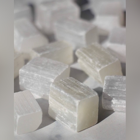 סלנייט גלם חתוך