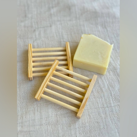 סבונייה | עץ במבוק