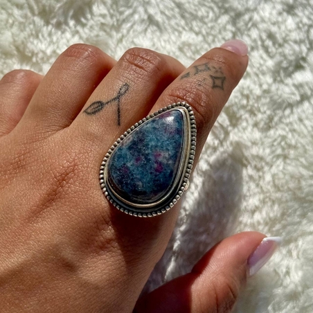 טבעת רובי פושסייט