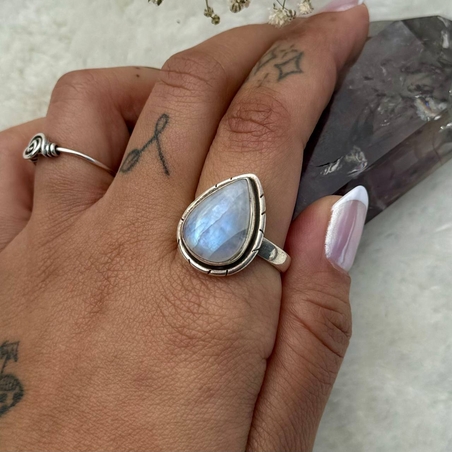 טבעת מונסטון 10