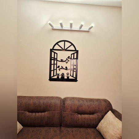 نافذة الرّبيع