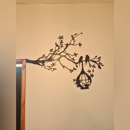 غُصن الطُّيور