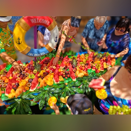 קיאק פירות לאירוע מקפיץ