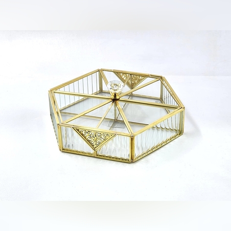 קופסא זכוכית