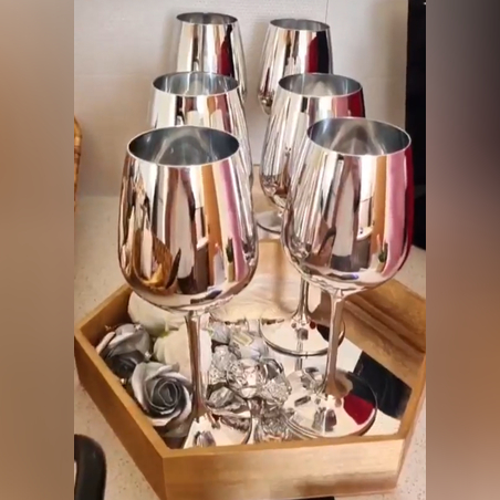 גביעים דגם יין כסוף