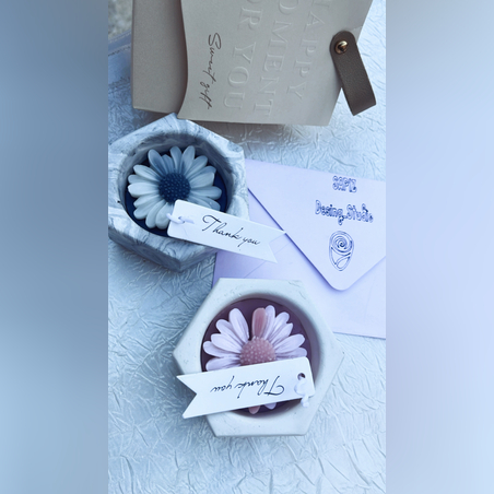 נר ריחני בכלי דגם MONIK