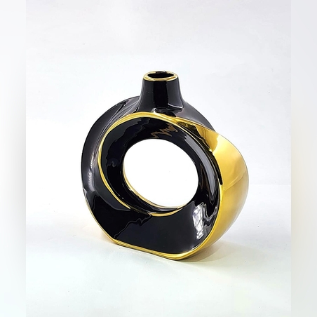 אגרטל 2025 שחור זהב