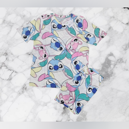 סט פיג’מה קצרה דלתא נשים לילו וסטיץ’ מנצנצת