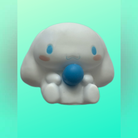 דמות מחזיקה כדור