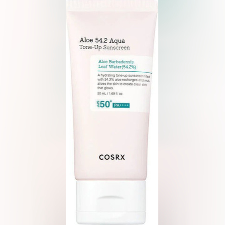 COSRX- קרם הגנה טון אפ על בסיס מי אלוורה SPF50