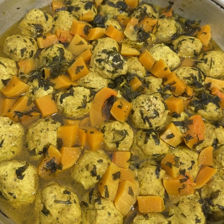 Chicken balls in sauce - Copy 0