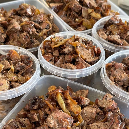 Roasted liver stir-fried with onions - Copy 0