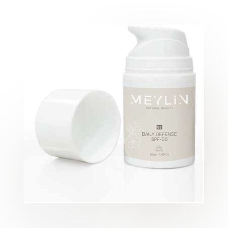 Daily Defense SPF 50 - קרם הגנה