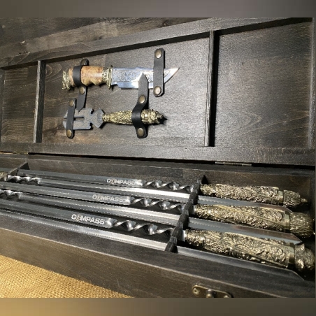 מארז פרימיום שיפודי נירוסטה כולל סכין ומזלג להורדת בשר במארז עץ מהודר