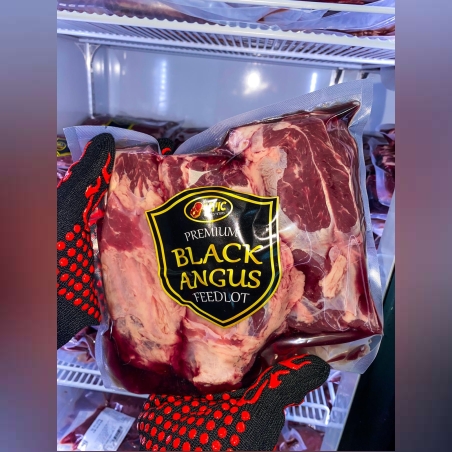 שריר מס' 8 בלאק אנגוס מקוצב (פידלוט)